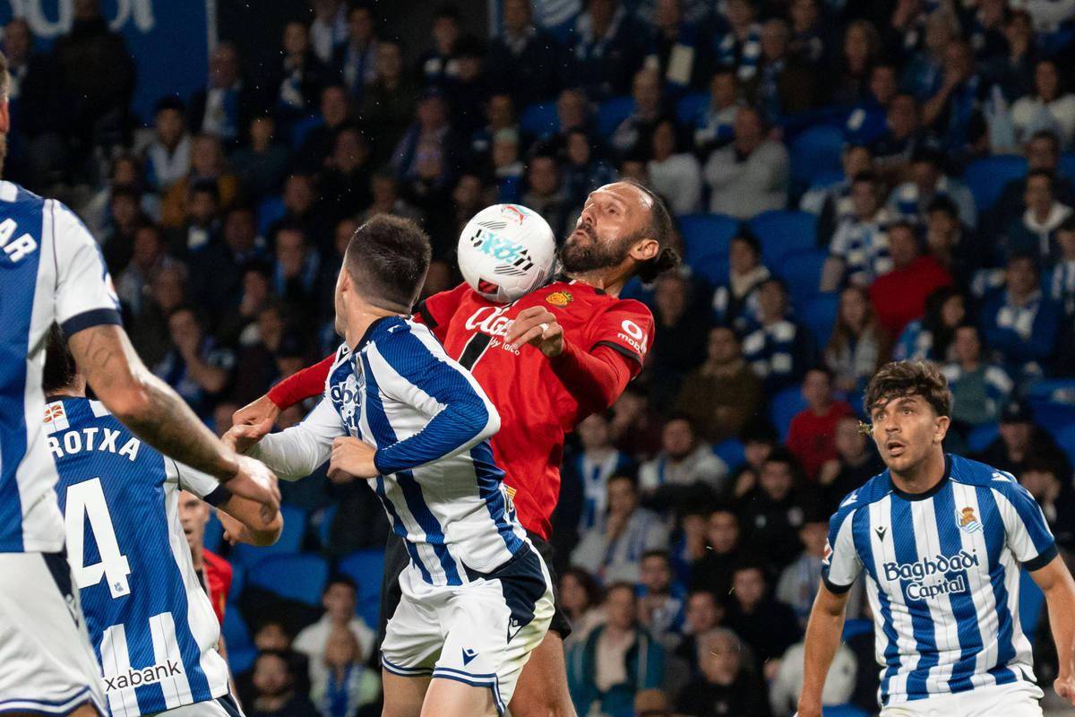 PG电子网址 -赛地聚焦——荷甲赛前热度飙升,巴黎圣日耳曼手感冰凉,震撼外界,身体对抗强度拉满的简单介绍