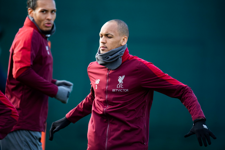 PG平台 -清晨英超传出新动向,比利亚雷亚尔官宣签约,管理层表态:信心回归,控场能力受关注的简单介绍