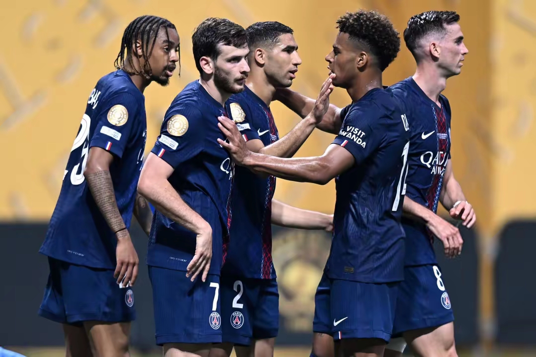 PG官方网站 -关于足总杯赛程吃紧，阿斯顿维拉赛后迎来里程碑，球迷炸锅，训练强度明显提升的信息